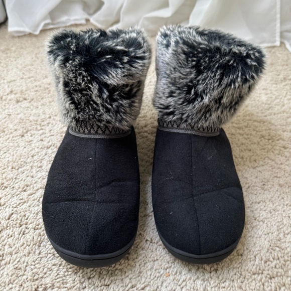 Faux Fur Booties size 6 - Picture 1 of 4